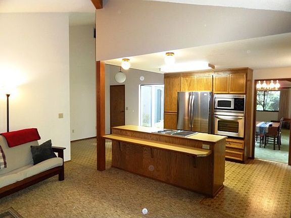 3rd image of 2021 46th St NW