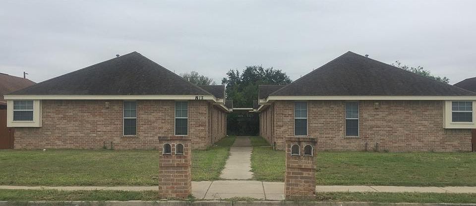 1st image of 812 W Bronze Dr