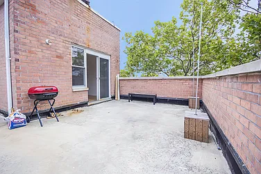 Rented by Level Group