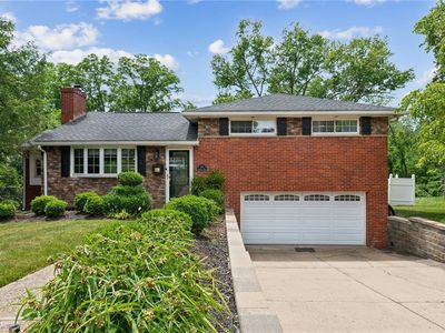 821 Somerville Dr, Pittsburgh, PA, 15243