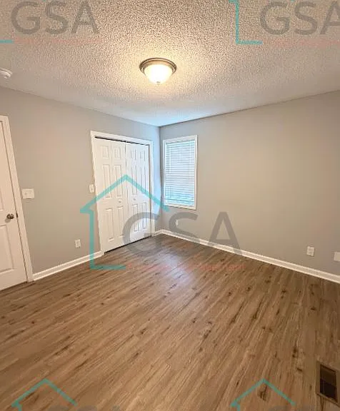 41 Burdette St — Photo 13