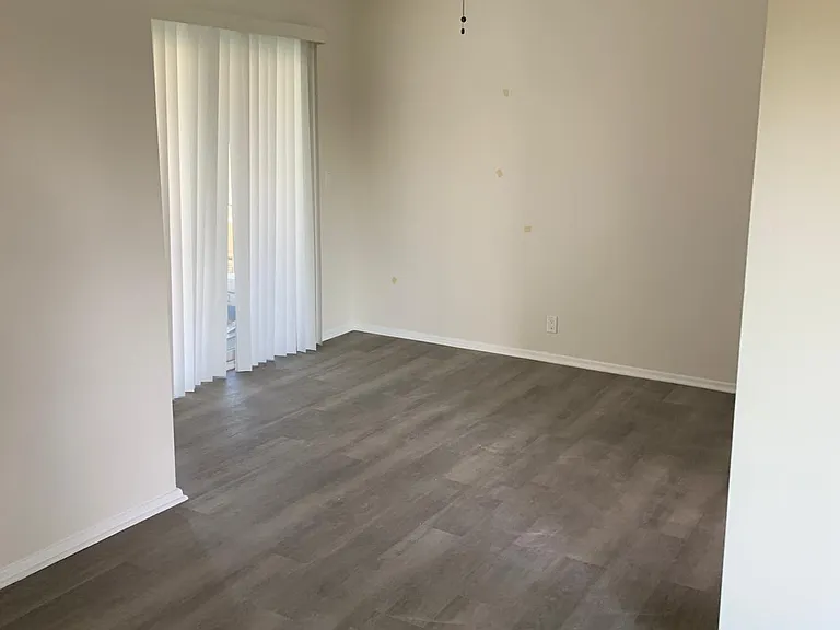 5000 Coldwater Canyon Ave #4A — Photo 10