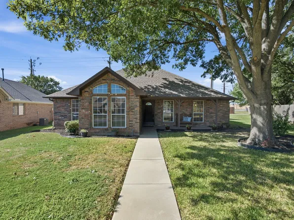 3713 Pheasant Holw, Denton, TX 76207