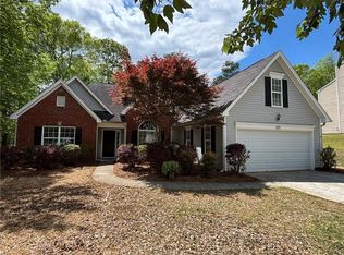 1221 Saint James Pl, Loganville, GA