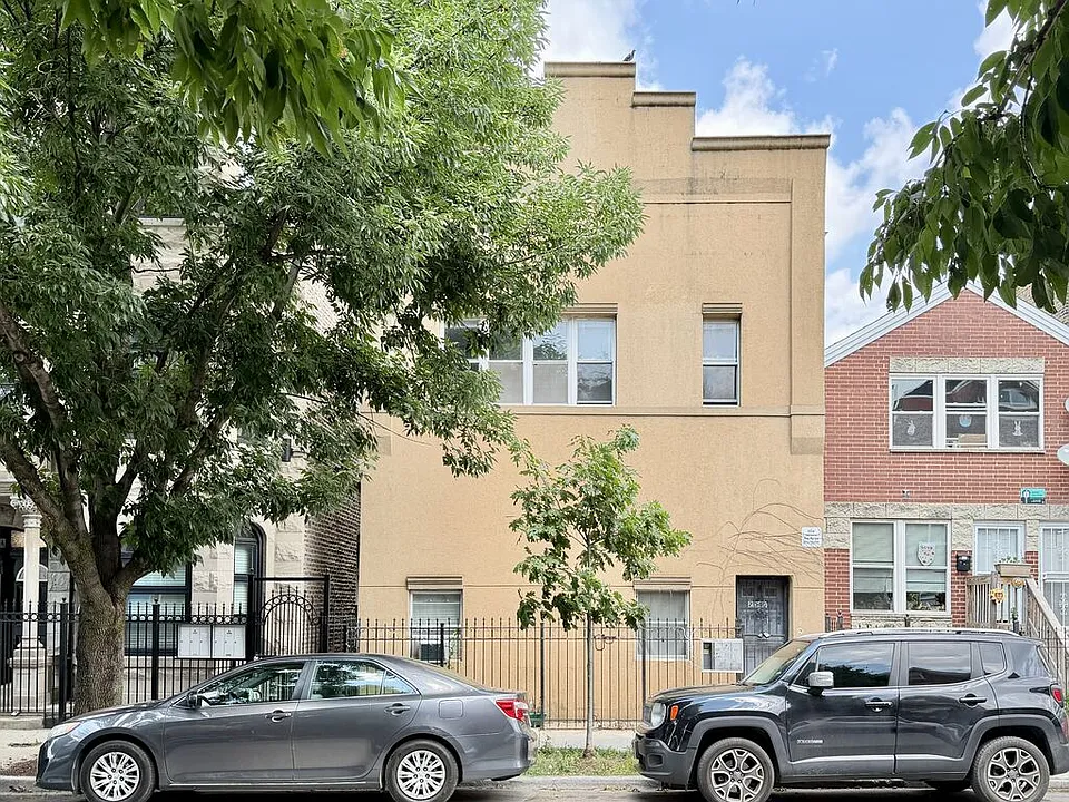 2040 W 19th St #F3