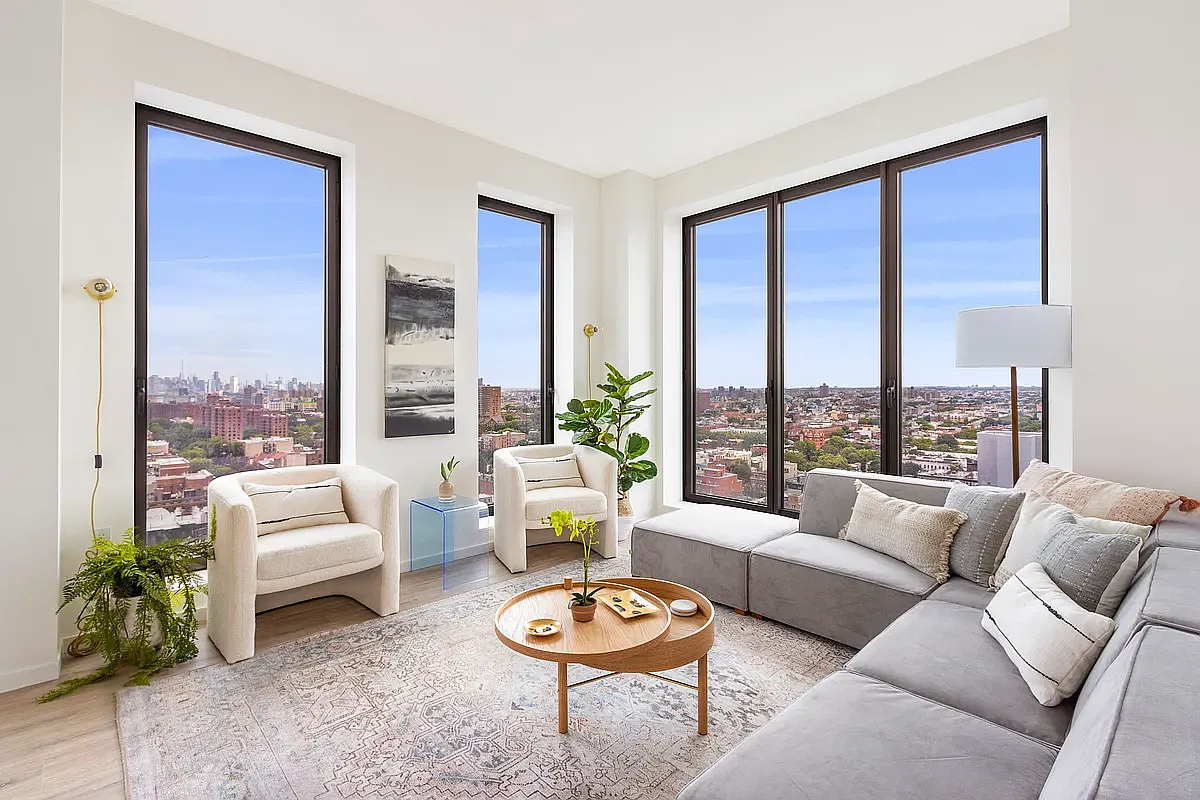 545 Vanderbilt Avenue — Photo 1