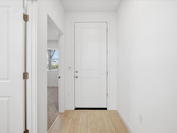 3rd image of 10112 Yanna Way