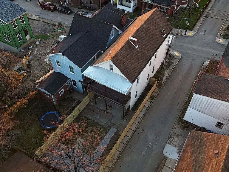 26 Allen St #1 — Photo 13