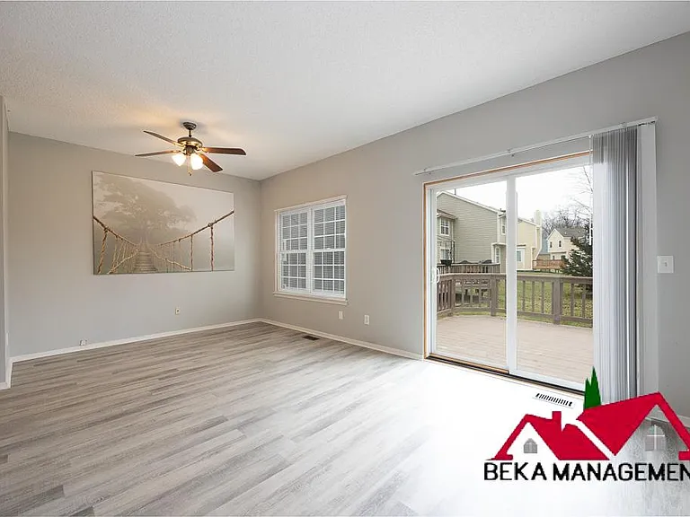30850 Collingdale Dr — Photo 7