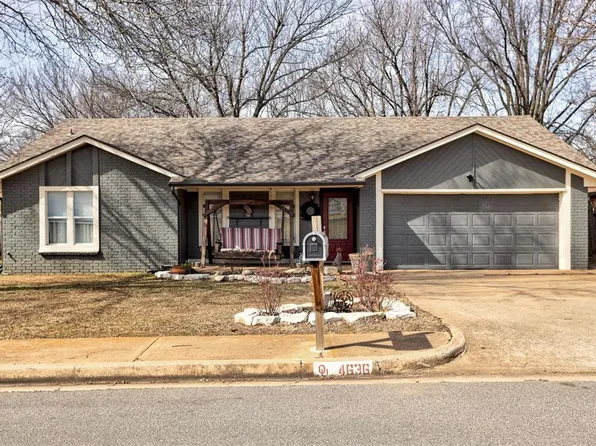 4636 Forest Hills Dr, Noble, OK 73068