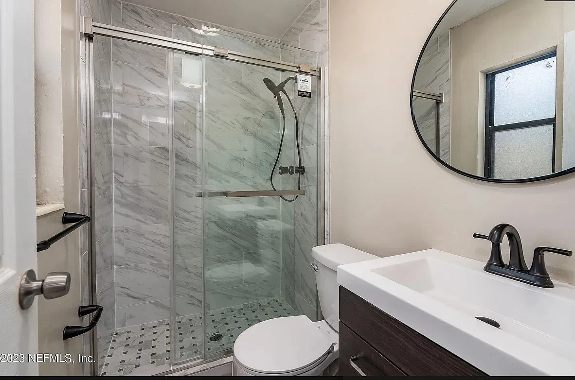 7707 Falcon St — Photo 4