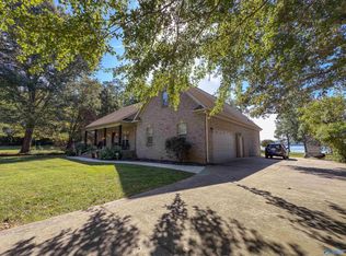 1460 Holiday Shores Rd, Scottsboro, AL 35769