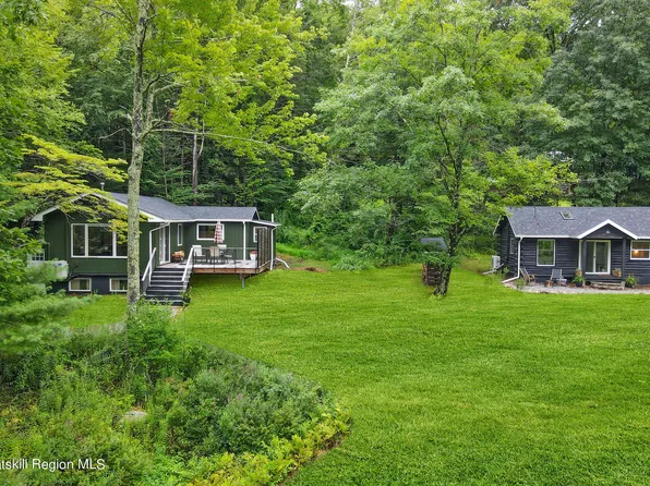 16 Mtn Valley Road, Boiceville, NY 12412