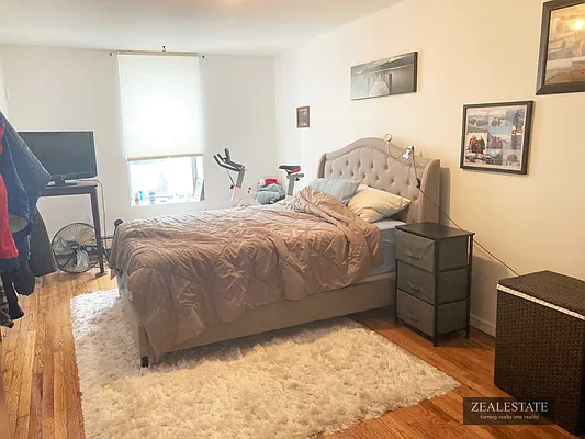 Rented by ZealEstate Group Inc | media 11