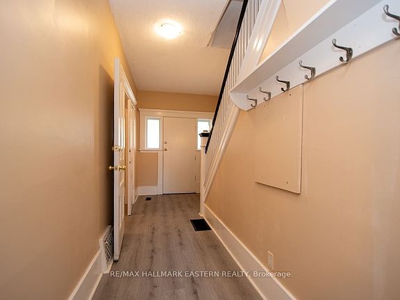 5th image of 466 Rubidge St