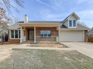 3310 Cliffview Dr, Corinth, TX 76210