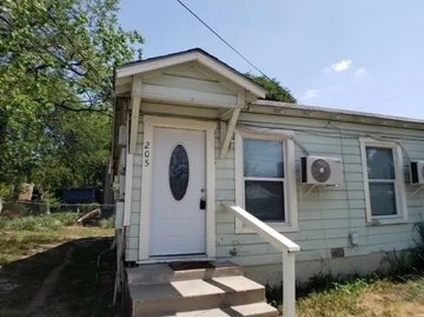 205 W Lambert St, San Antonio, TX 78204