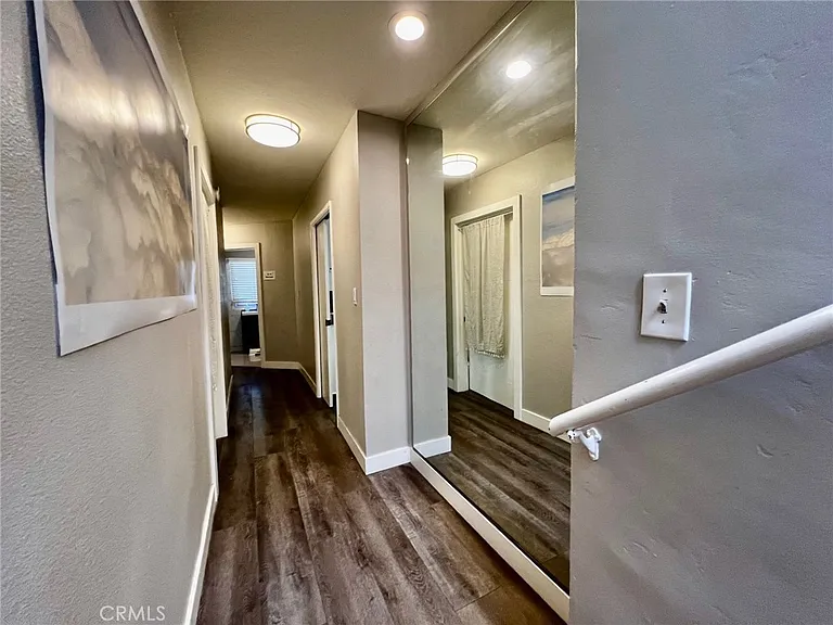 913 W 21st — Photo 23