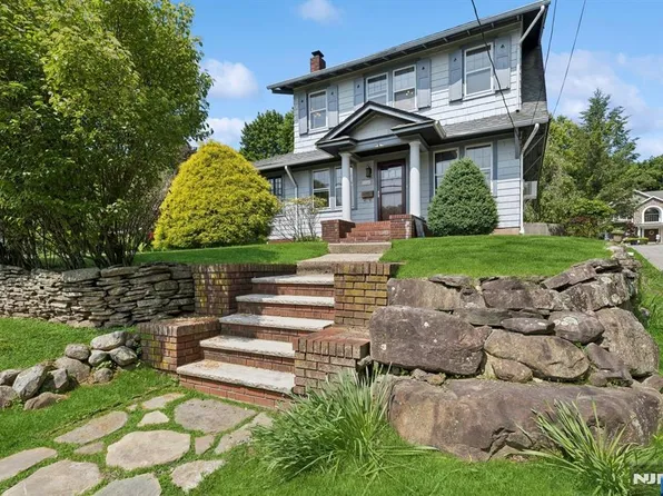 115 Lafayette Ave, Park Ridge, NJ 07656