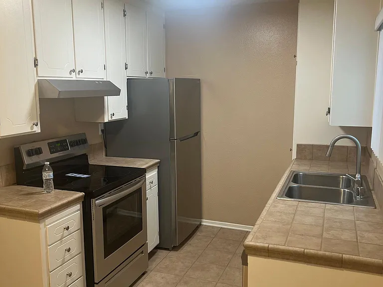 4554 Campus Ave #3 — Photo 6