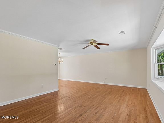 3rd image of 1820 Bayonne Avenue