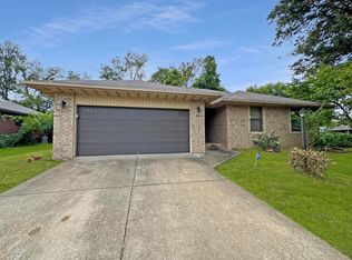 303 S Suburban Ave, Springfield, MO 65802