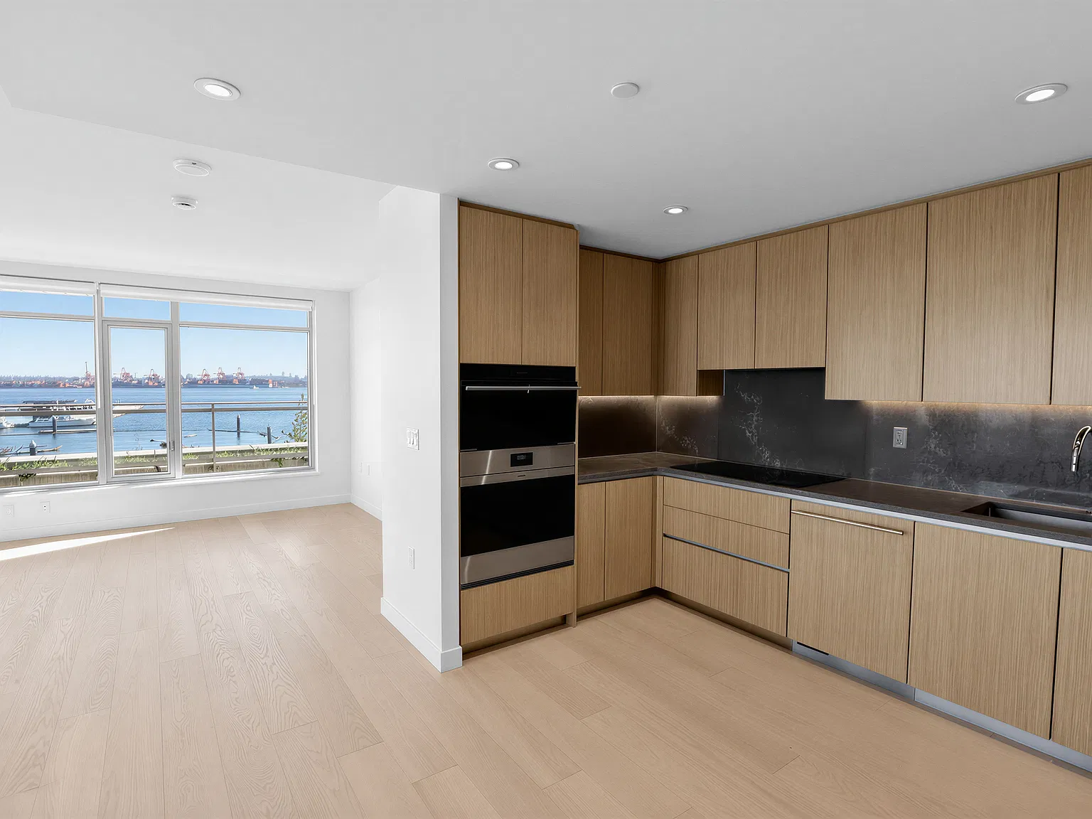 Aire North Harbour - 308 - 785 Harbour Way — Photo 3