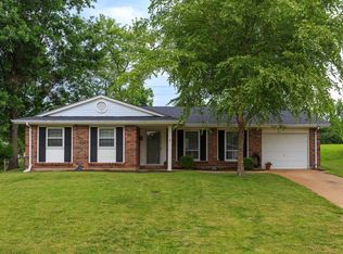 809 Bromfield Ter, Ballwin, MO 63021