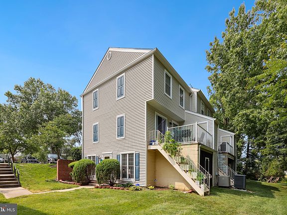 2nd image of 2847 Madeira Ct #14