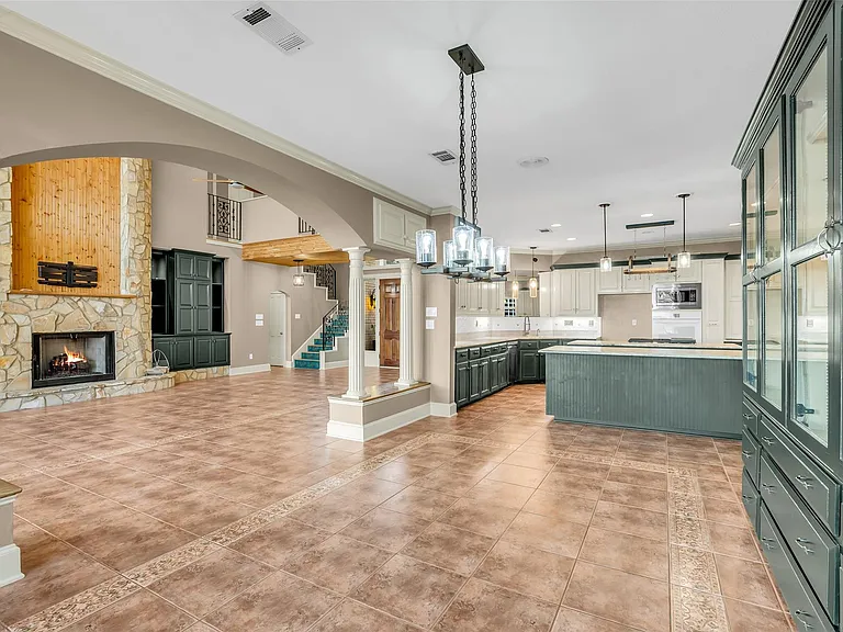 7159 Kingston Cove Ln — Photo 12
