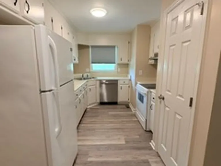 628 Arlington Rd — Photo 8