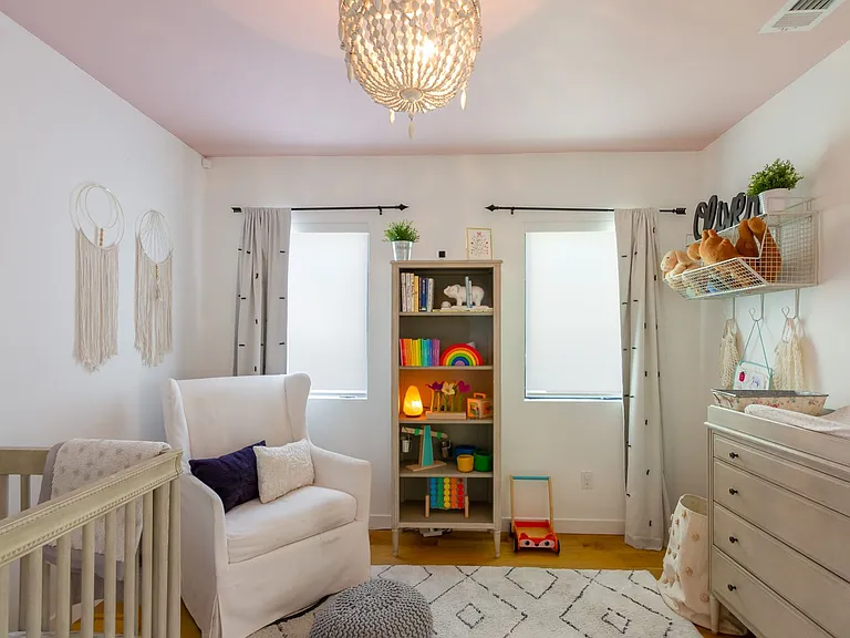5527 W 77th St — Photo 36