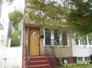 1268 Sayrs Ave, Camden, NJ 08104