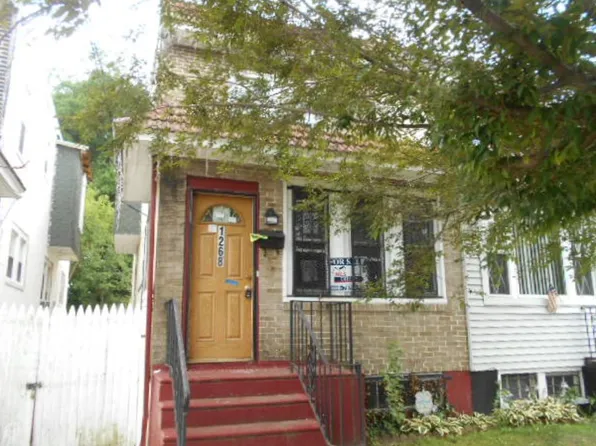 1268 Sayrs Ave, Camden, NJ 08104