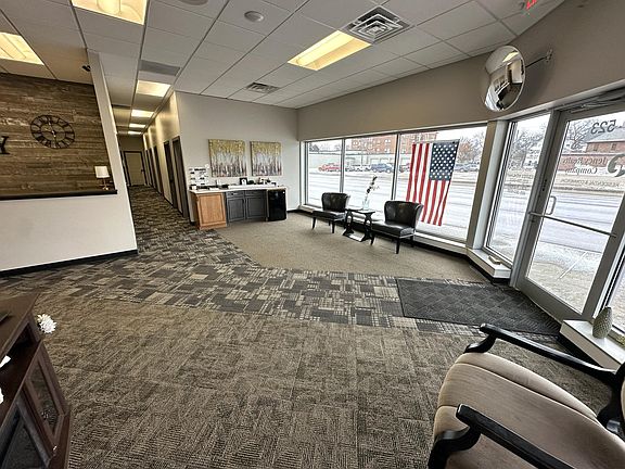 5th image of 523 S Main St Suite 1
