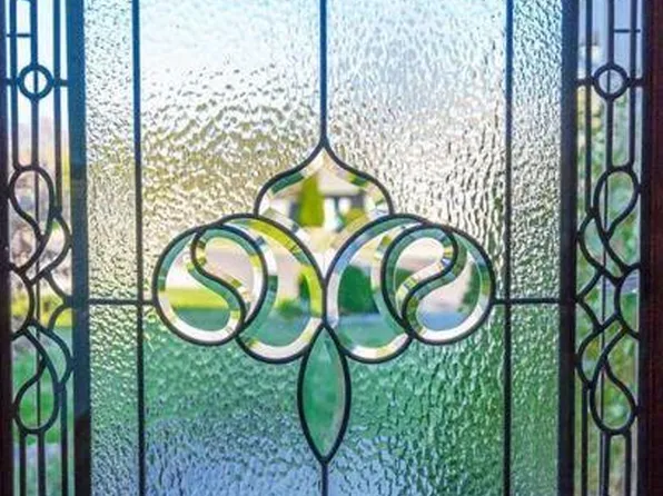 15126 Glenwood Ave, Overland Park, KS 66223