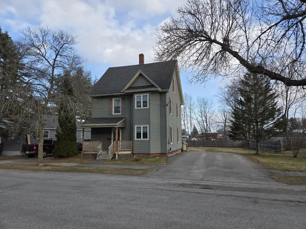 130 7th Street, Bangor, ME 04401