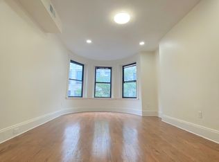 907 Boylston St #21F, Boston, MA 02115
