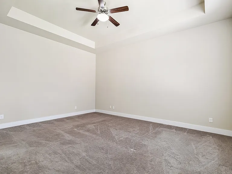 2508 Sanders Ct — Photo 24
