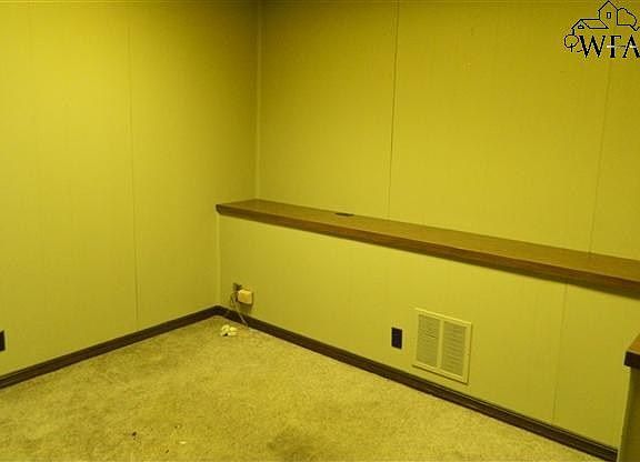 5th image of 901 9th St