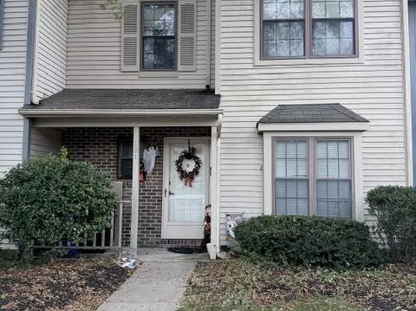 191 Crown Prince Dr, Marlton, NJ 08053
