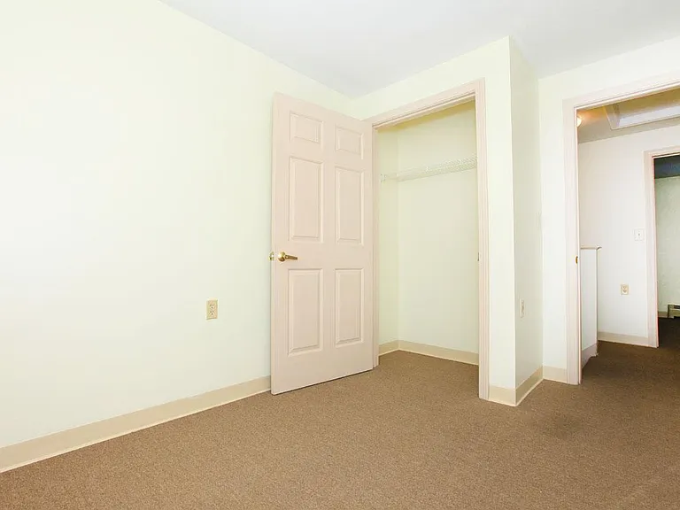 125 Meadow Ln — Photo 8