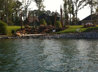 104 Cherokee Isle Ct, Lexington, SC 29072