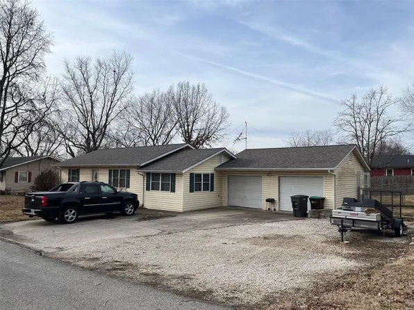 1065 2nd St, Troy, MO 63379