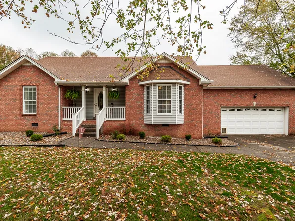 100 Honeysuckle Dr, White House, TN 37188