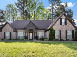 9777 Dorothy Dr, Olive Branch, MS 38654