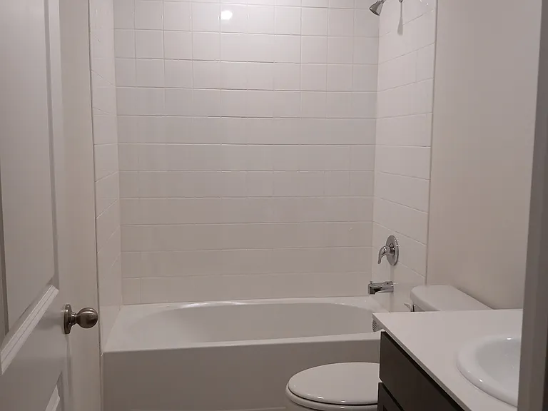 308 Samuel St — Photo 45