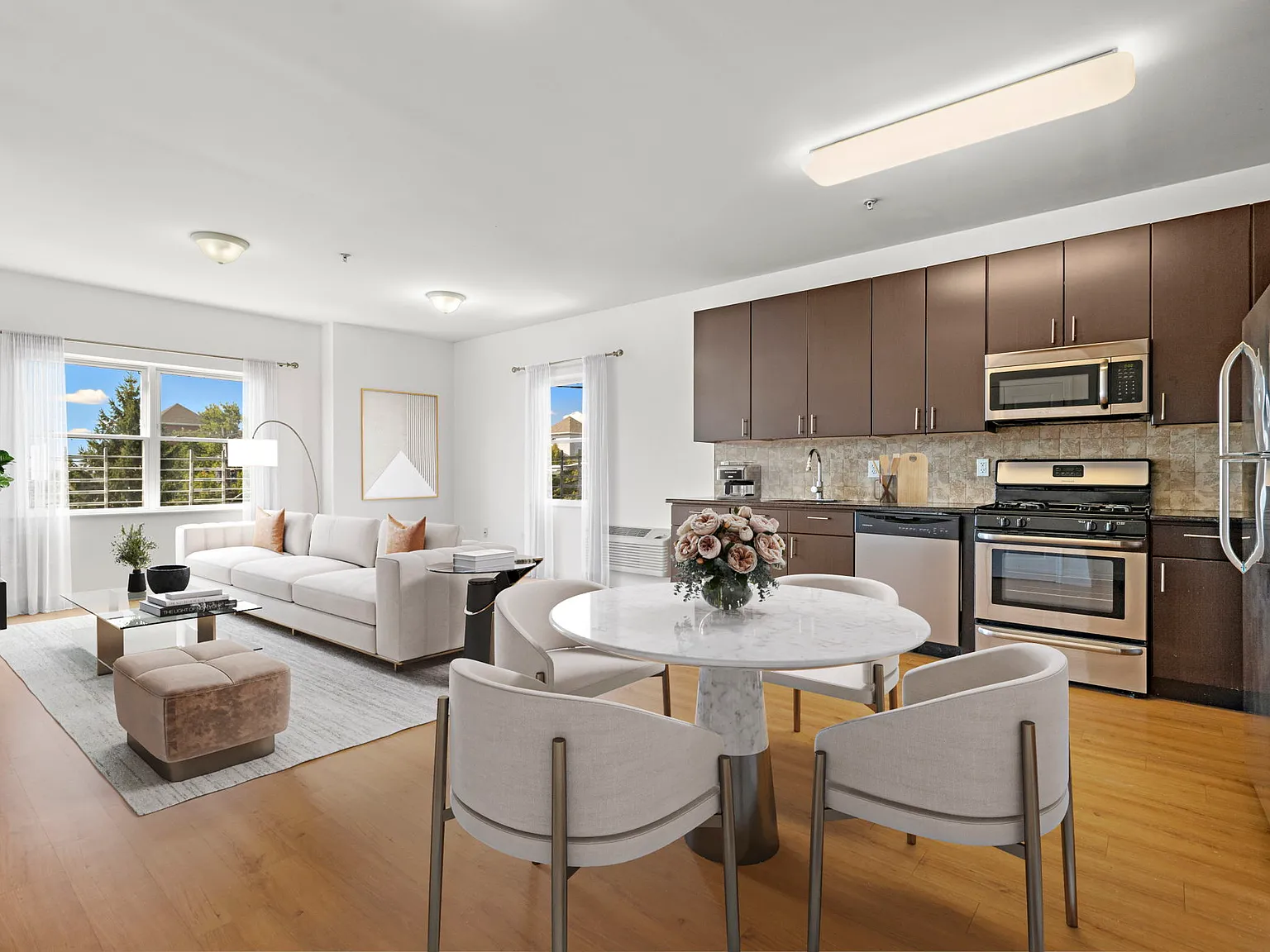 2 bed, $2,550 — Photo 1