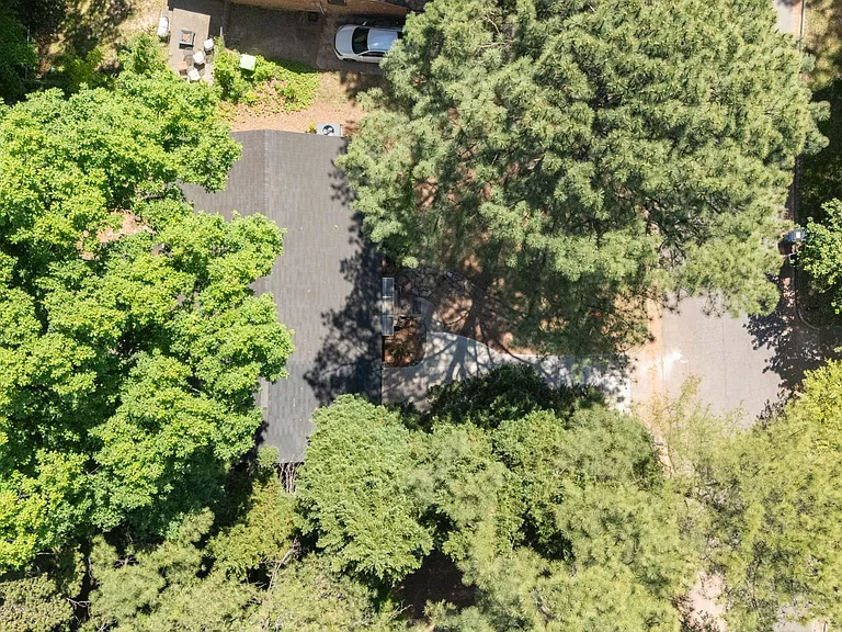7444 Edenwood Ln — Photo 27