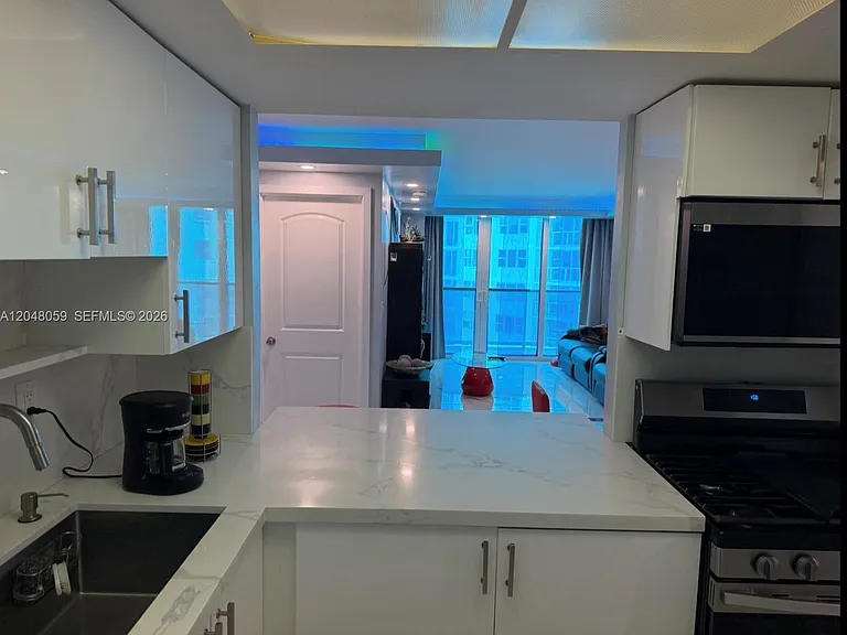 3140 S Ocean Dr #1003 — Photo 12